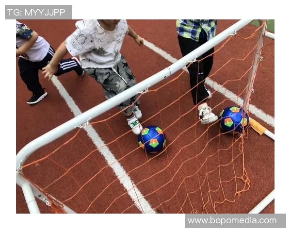 小小足球明星的成长之路体育小达人展现无限可能与激情