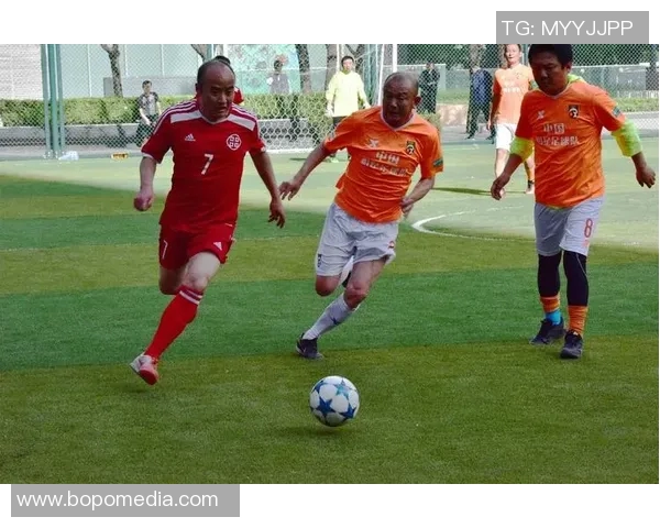 如何获取与足球明星的合影技巧与建议分享 如何获取与足球明星的合影技巧与建议分享