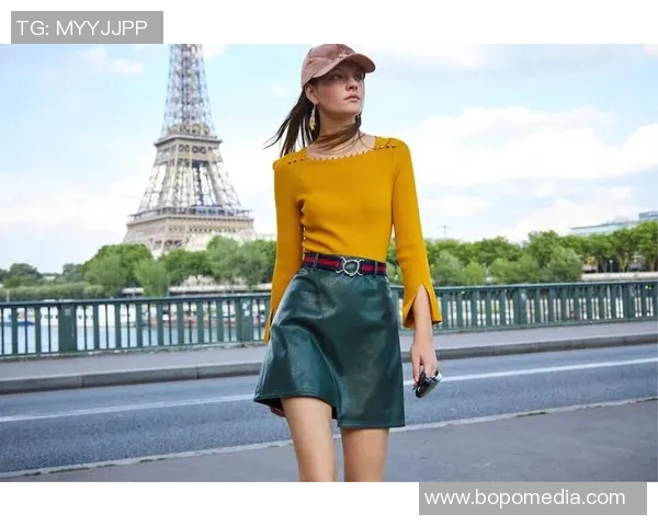 足球明星化身女装时尚达人高清图片大赏引领潮流风尚