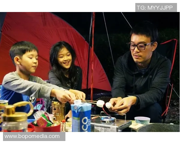 篮球明星的儿子与他的明星妻子共同生活的幸福日常揭秘 篮球明星的儿子与他的明星妻子共同生活的幸福日常揭秘